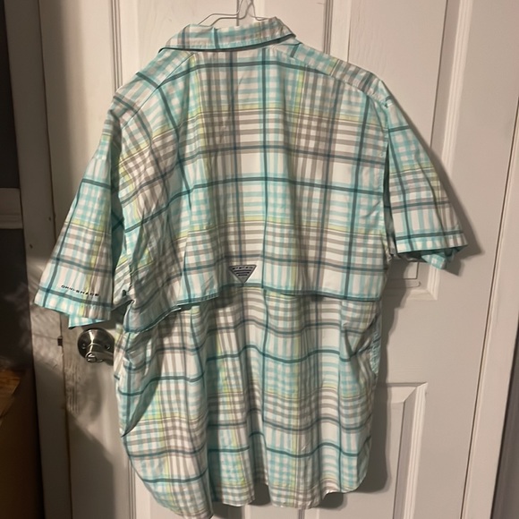 Columbia pfg button up shirt - Picture 2 of 3
